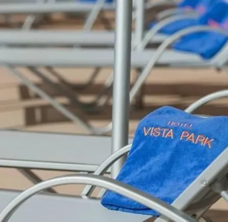 维斯塔公园酒店 坎皮卡福特