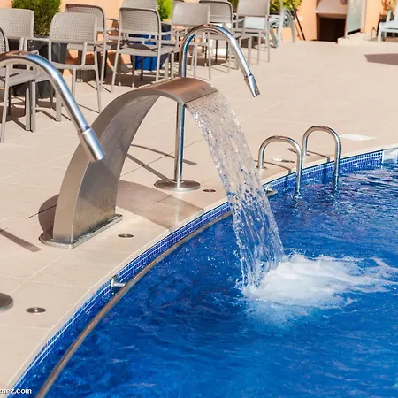 酒店 维斯塔公园酒店 3*