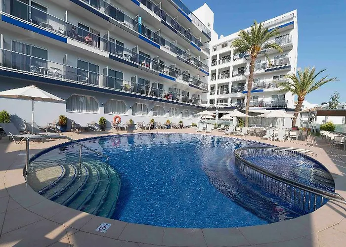 Vista Park Hotell 3*