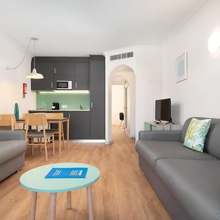 מלון Vista Park 3*