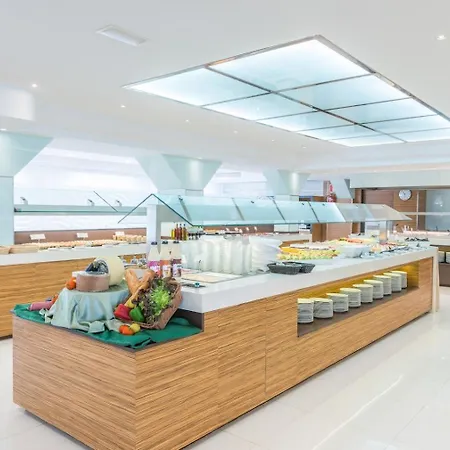 Vista Park Hotel 3*